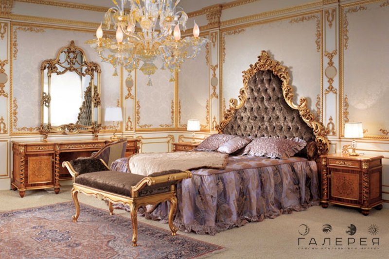 Royal bedroom style Rococo