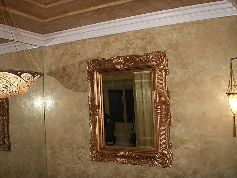 Venetian plaster in the interior