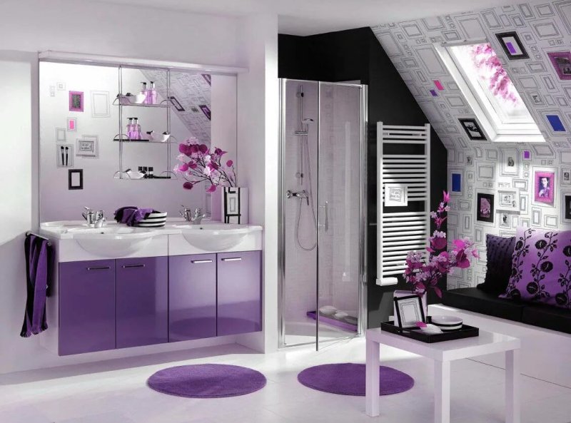 Lilac bathroom