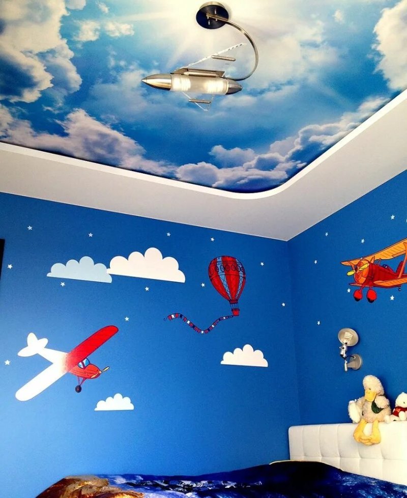 Stretch ceiling with clouds