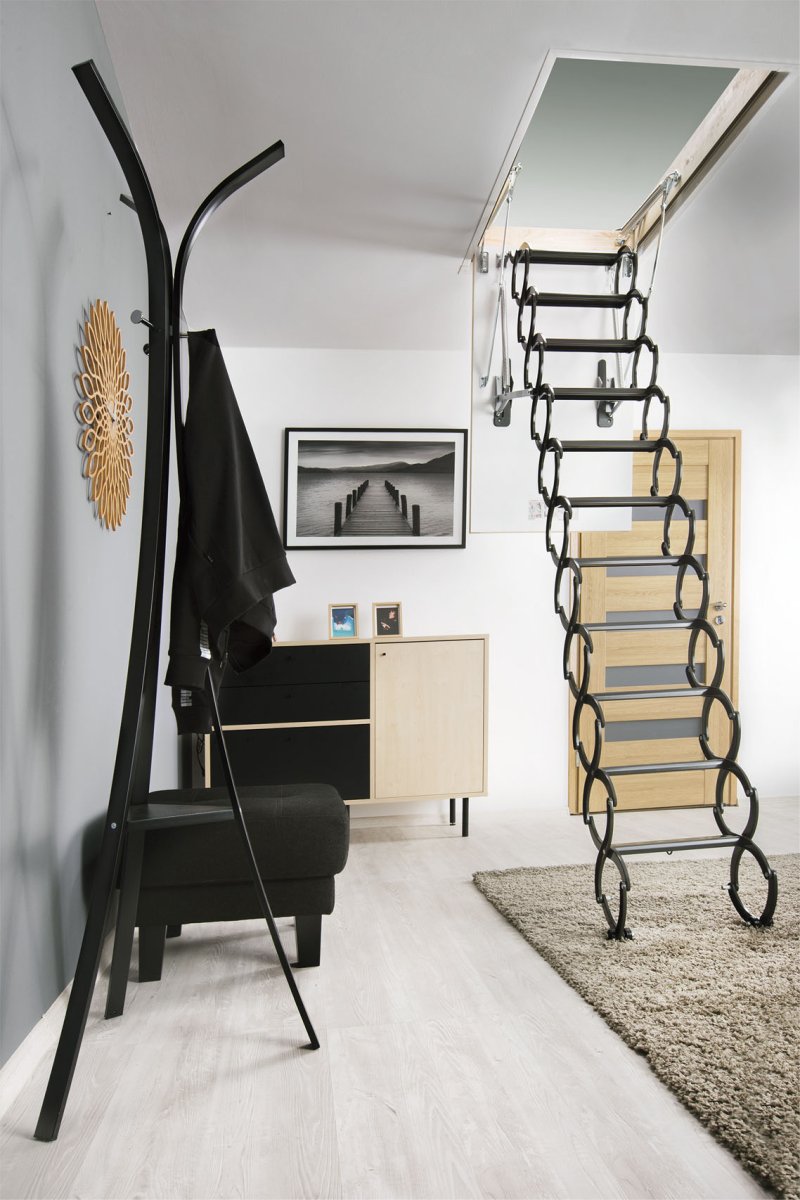 The scissor staircase Fakro