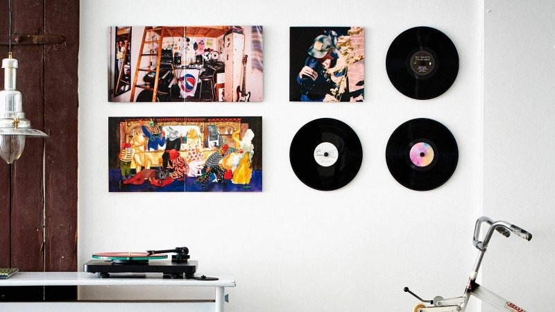 Vinyl records on the wall decor