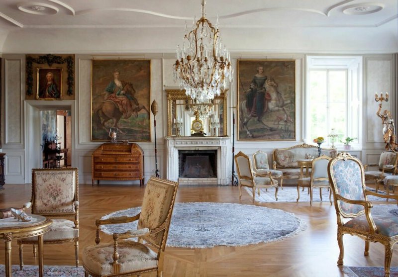 Rococo style interior