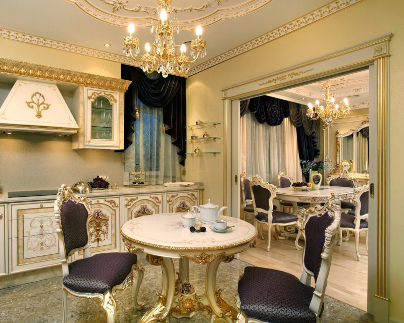 The living room Versace Baroque