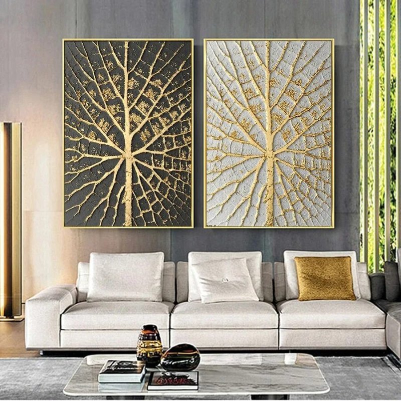 Gold paintings in the interior