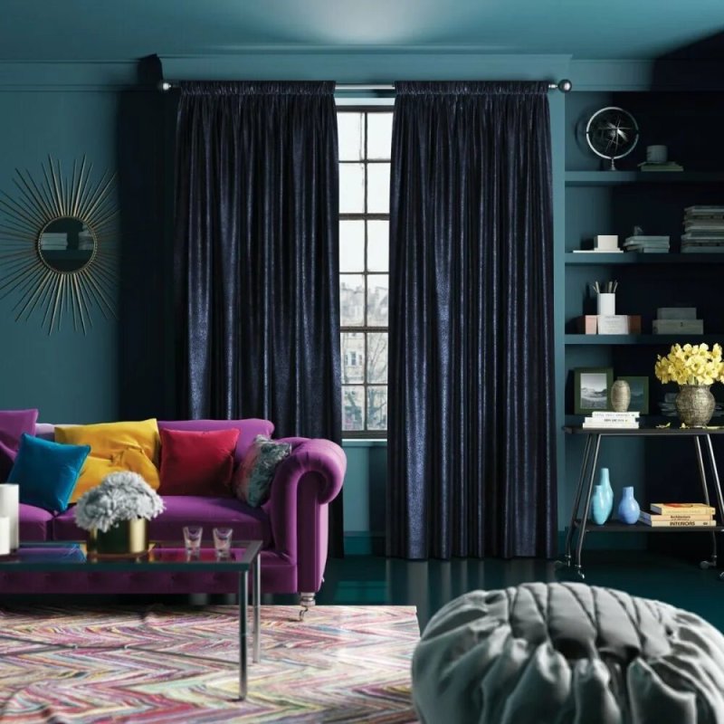 Dark blue curtains in the interior