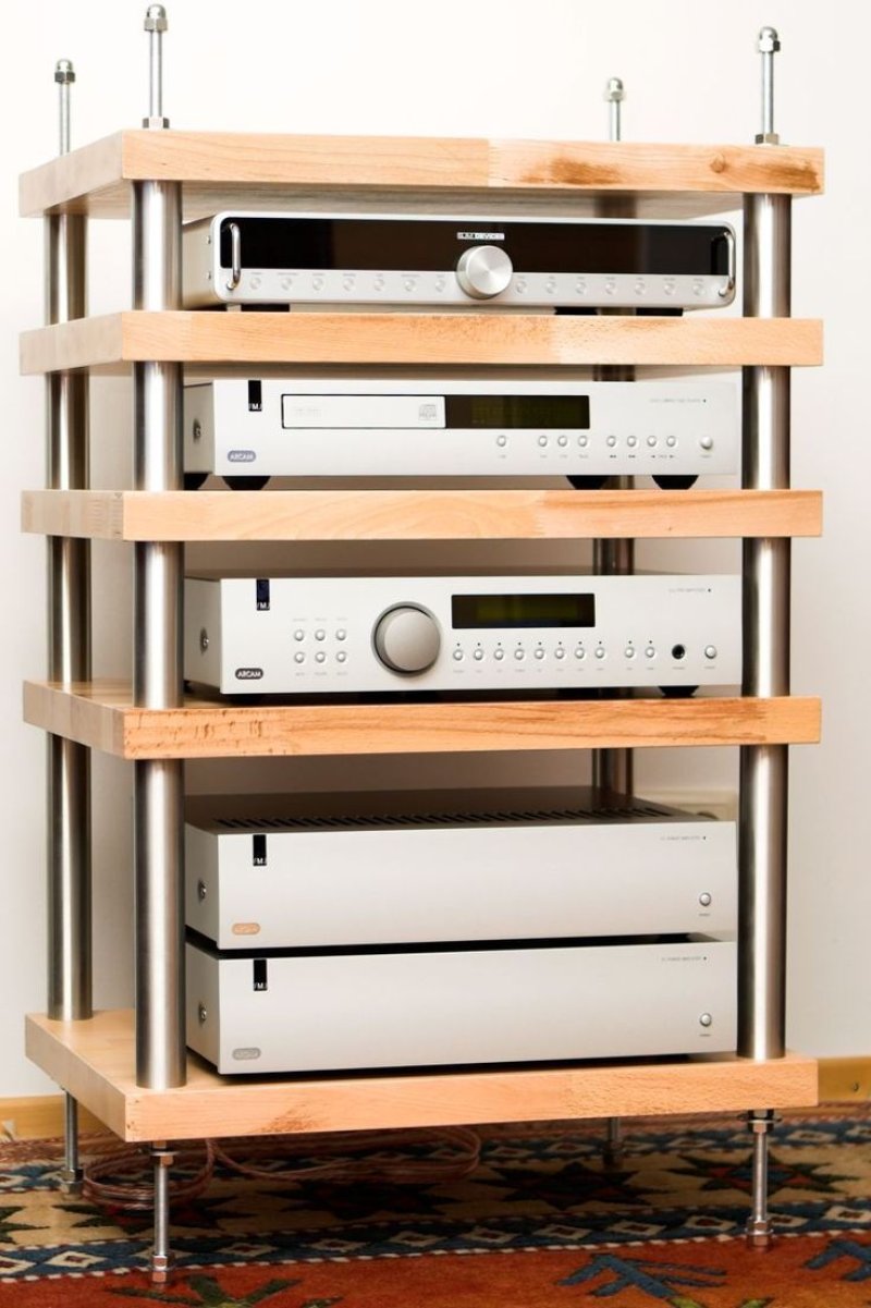 Hi-Fi cabinet