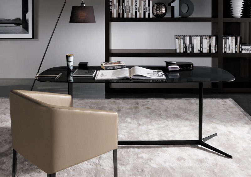 Written table minotti