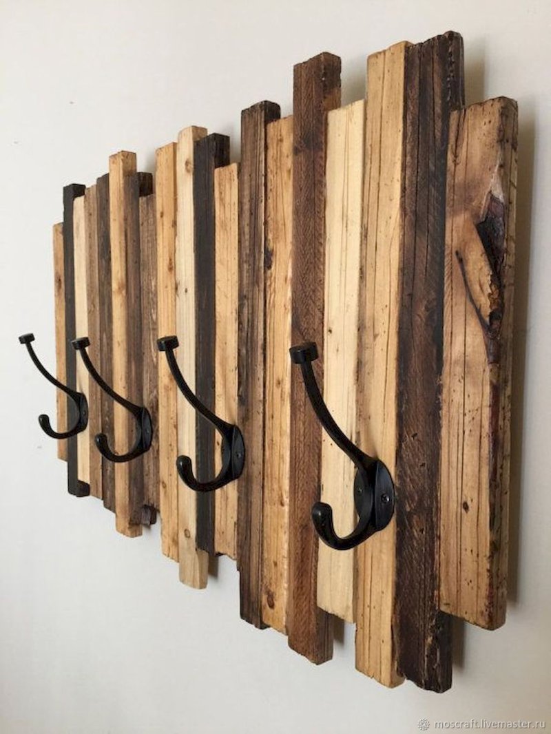 DIY hanger from wood