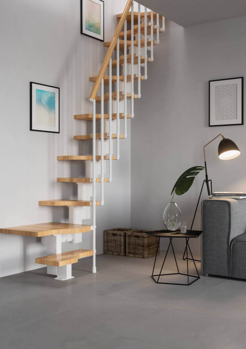 Compact staircase to the second floor