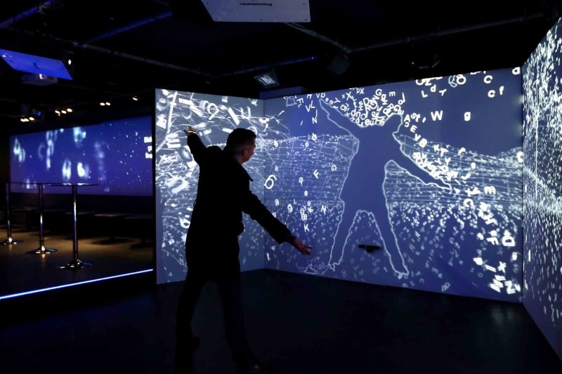 Interactive wall