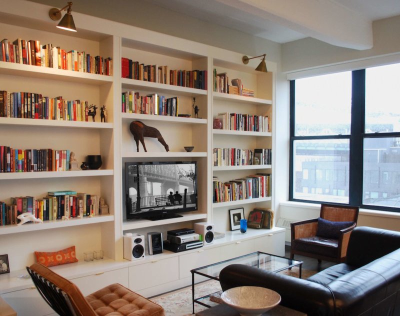 Living room with book shelves