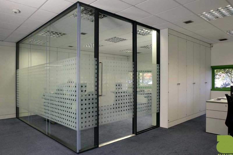 Glass partition for office