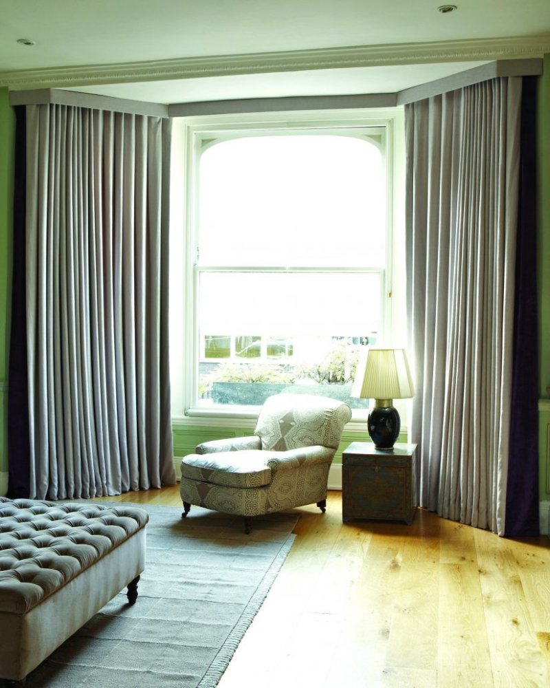 Curtains on the bay window