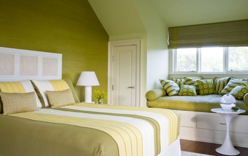 Olive color in the interior of the bedroom