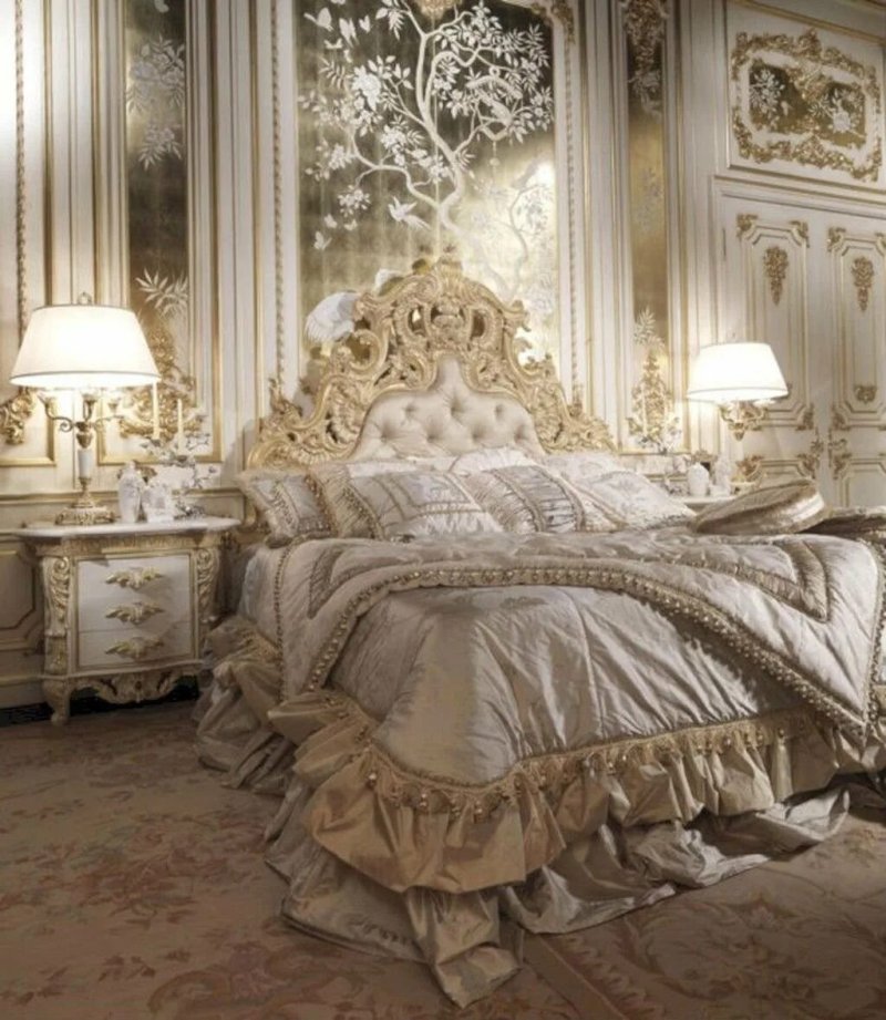 Baroque style bedroom