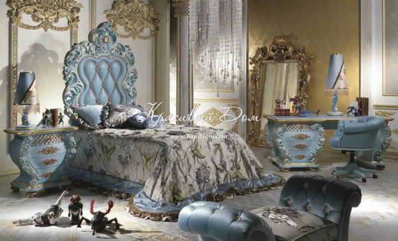 Baroque style bedroom