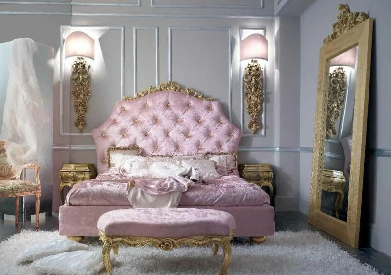 Rococo Baroque style in the interior