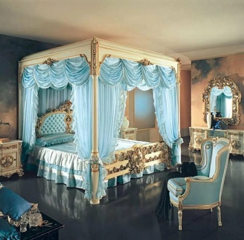 Royal bedroom style Rococo