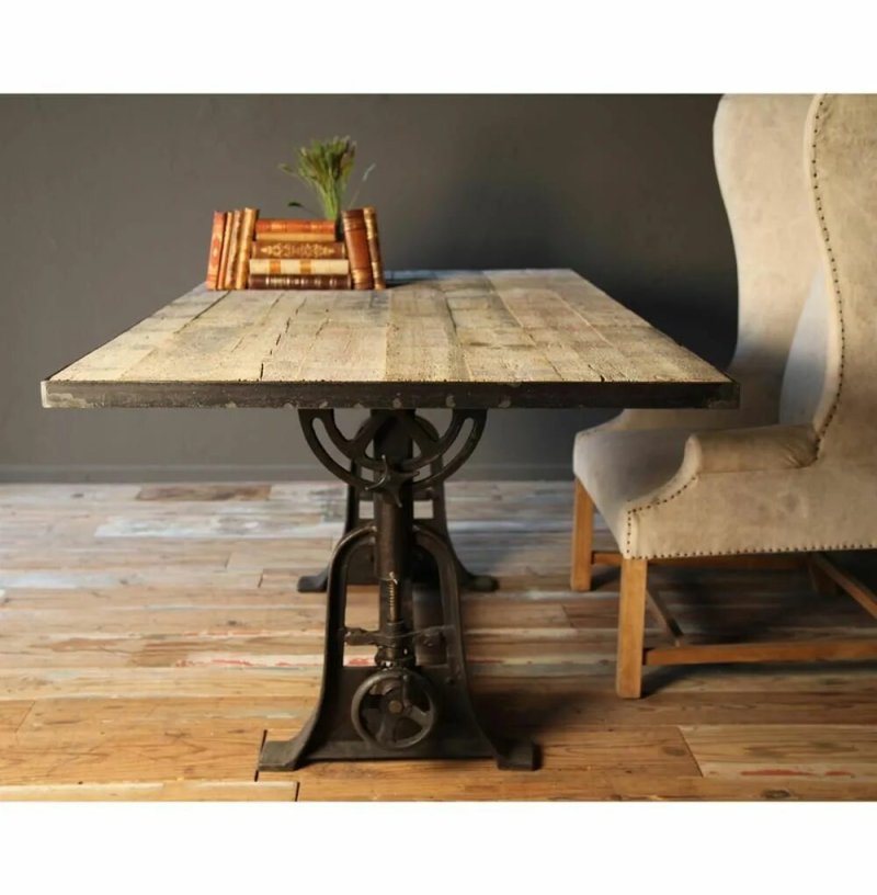 Iron dining table (loft)