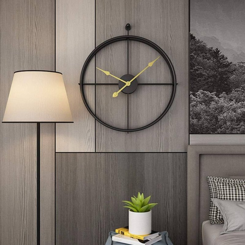 Wall clock in the interior