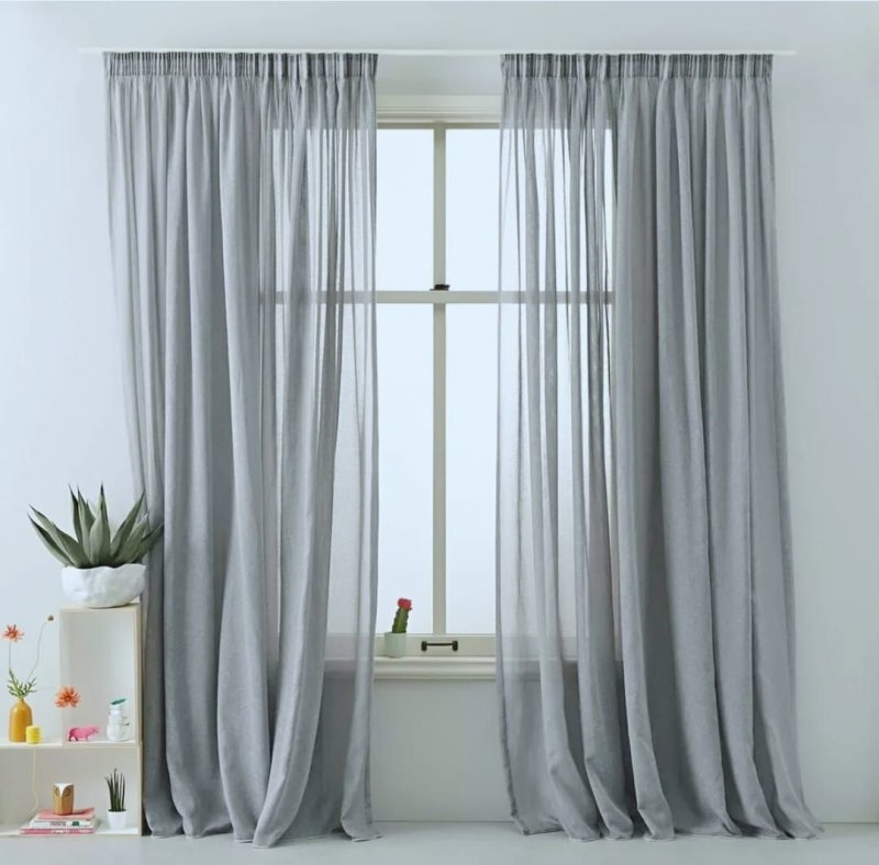 Gray curtains in the interior