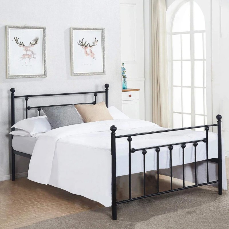 Metal double bed