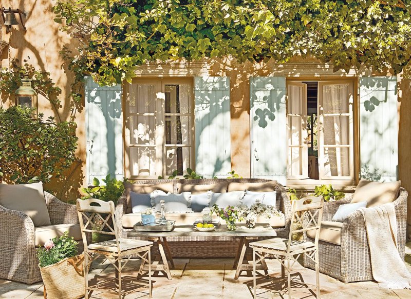 Phazenda "Veranda in the style of Provence"