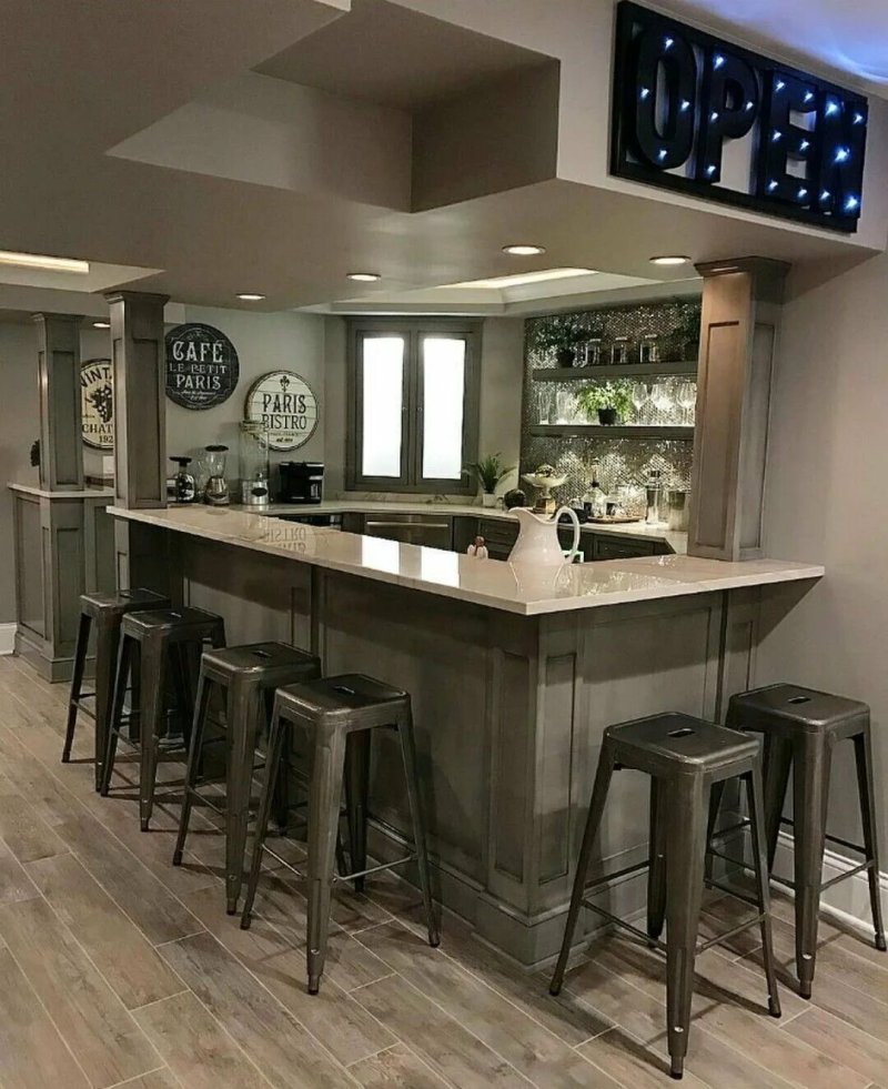 Kitchen bar