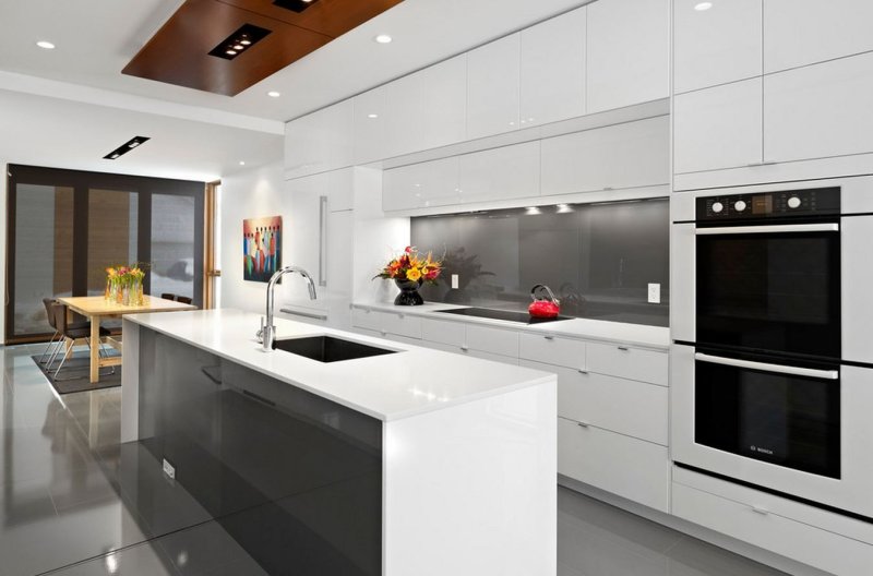 White kitchen in a modern style