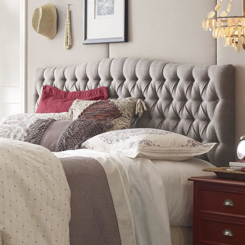 Tufted Headboard bed