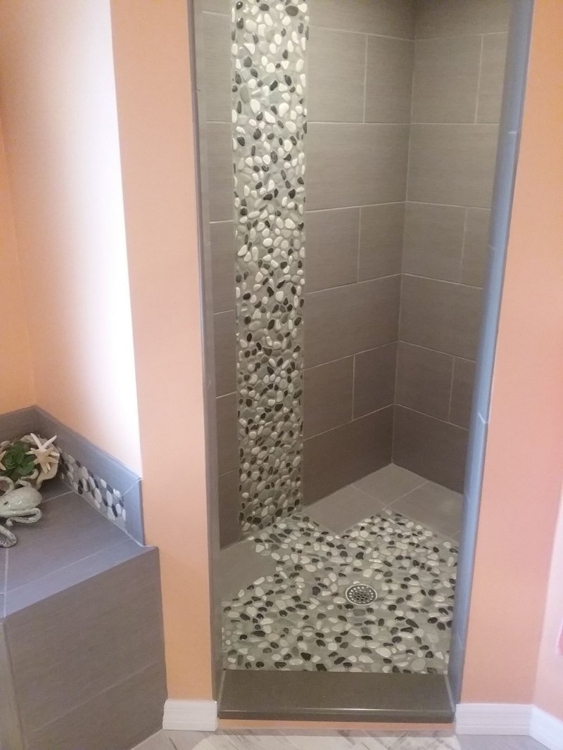 Tile shower design