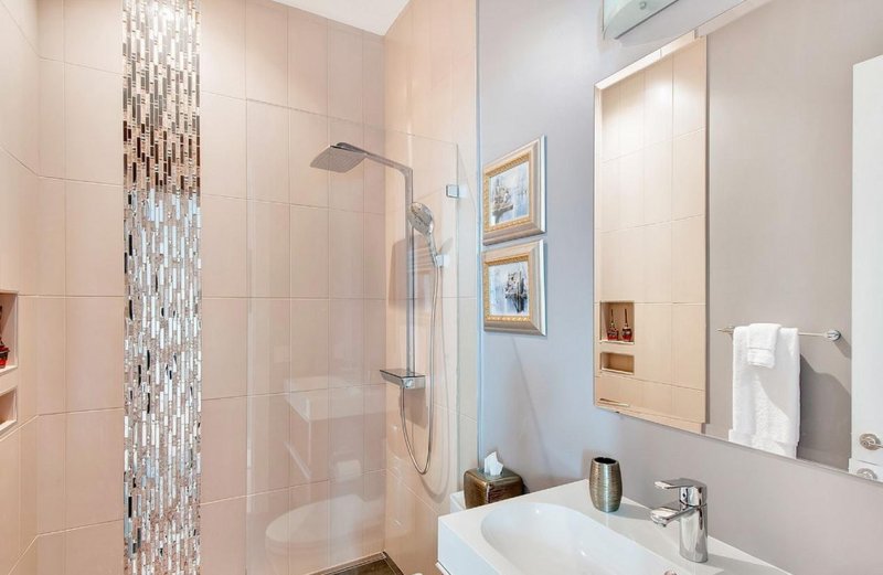 Bathroom design with shower corner