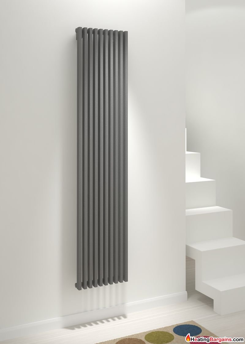 Vertical heating radiators