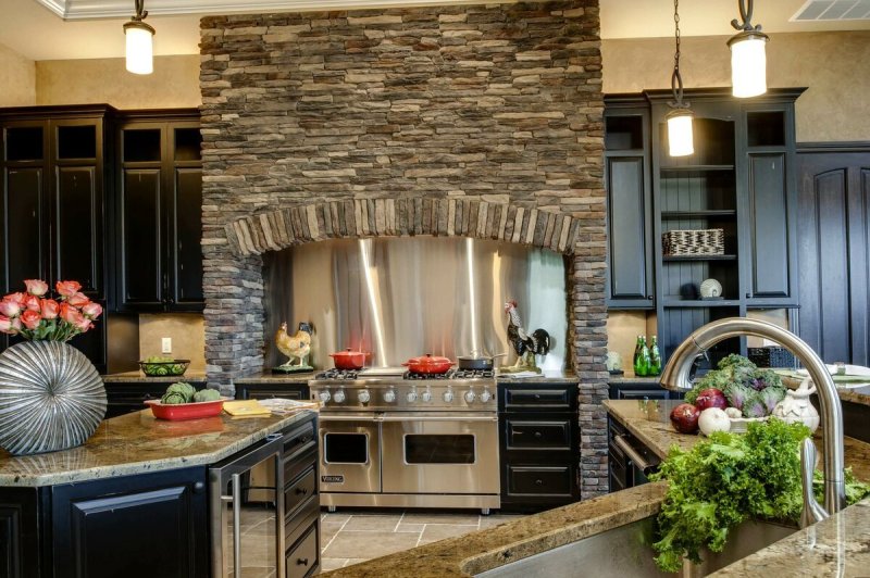 Kitchen decoration with decorative stone