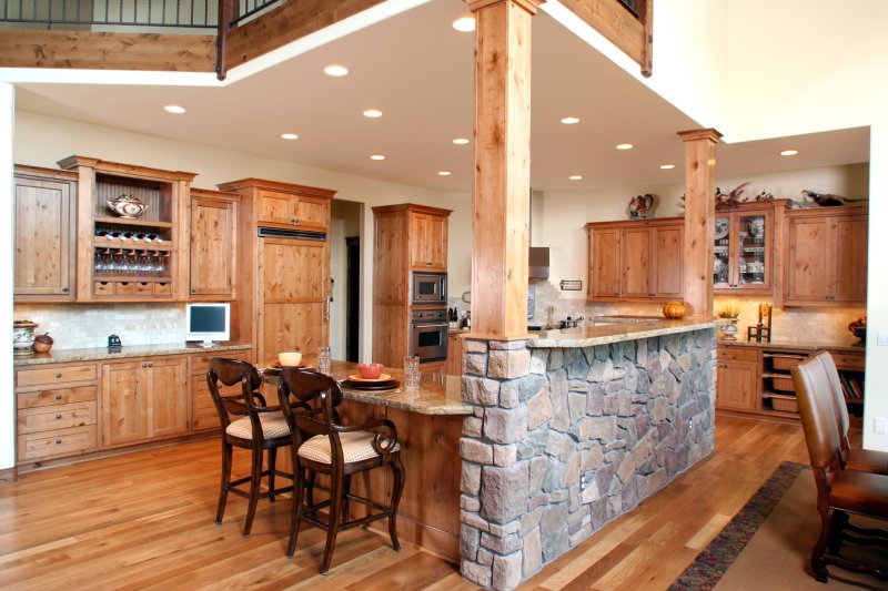 Stone in the interior of the kitchen