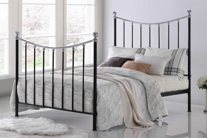 Metal double bed