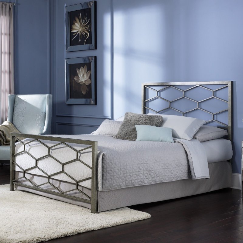 Metal double bed