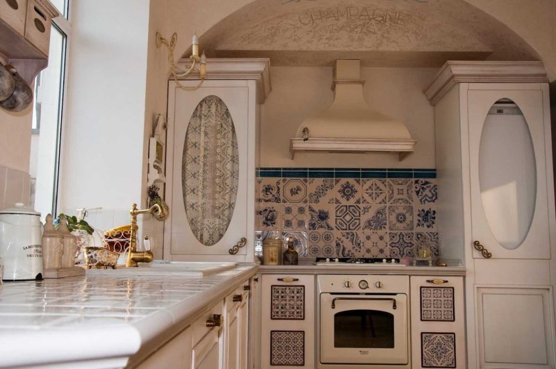 Small kitchen in Provencal style