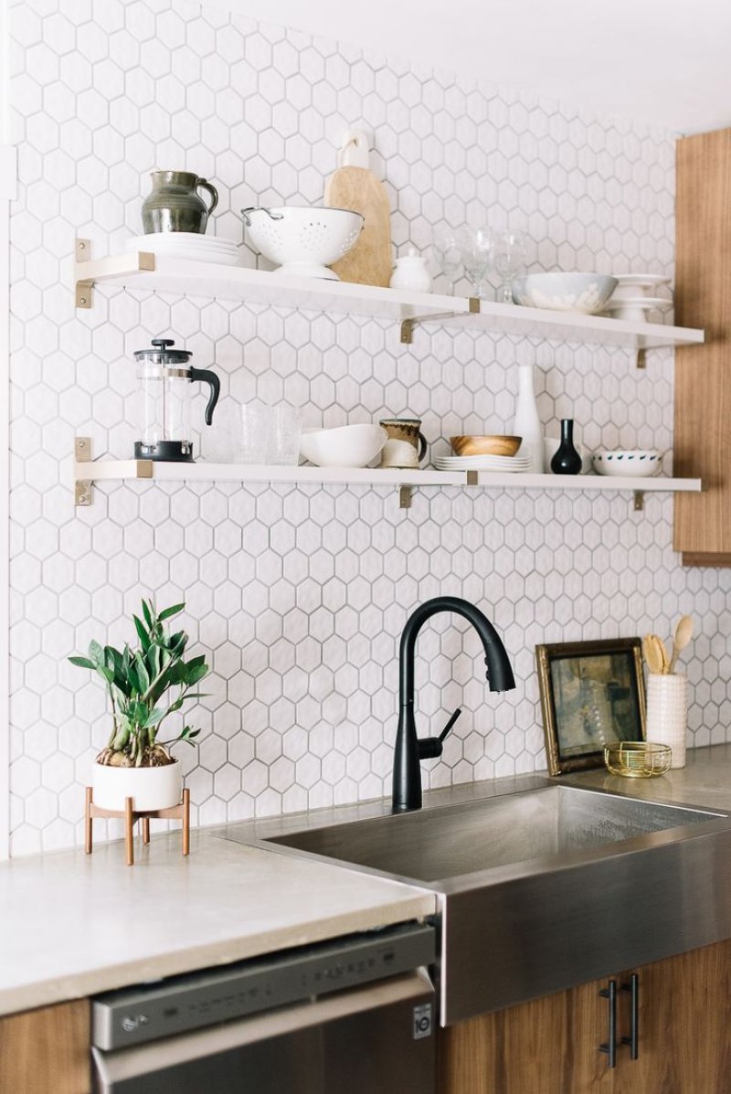 Kitchen tiles per apron