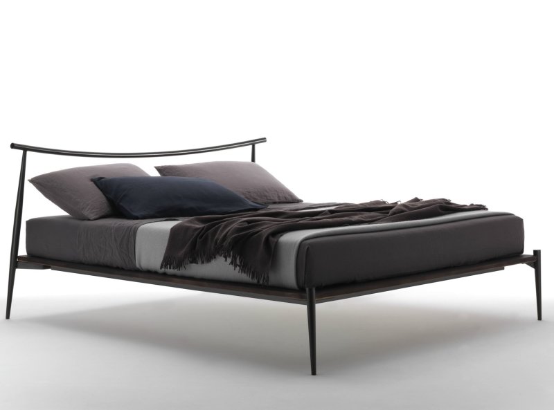 Design Ferruccio Laviani bed