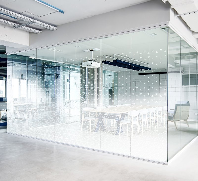 Office glass partitions