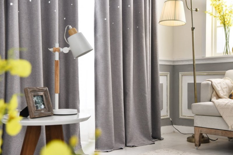 Dark gray curtains in the interior