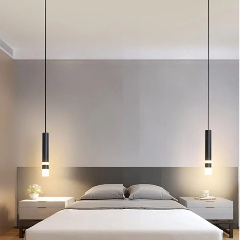 Suspended lamp in the bedroom