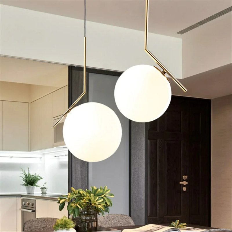 Suspended lamp