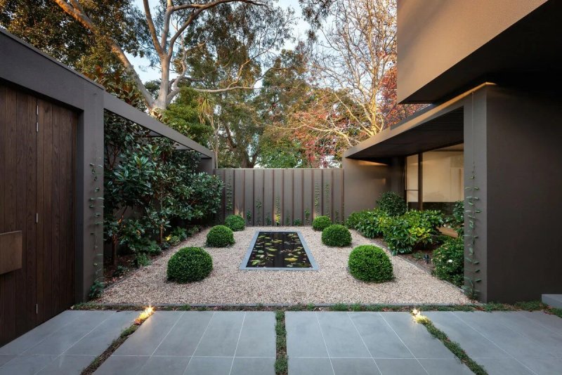 Minimalism style in landscape design