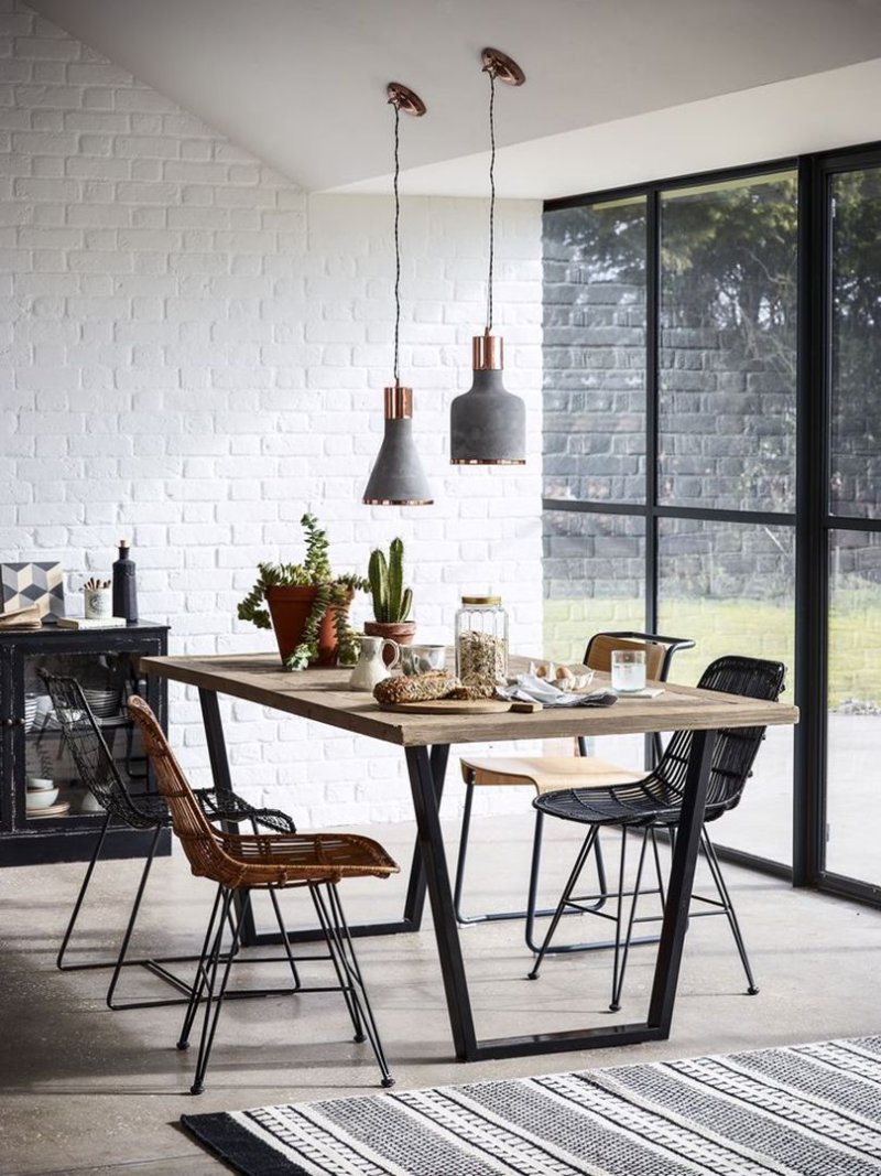 Loft table to the kitchen