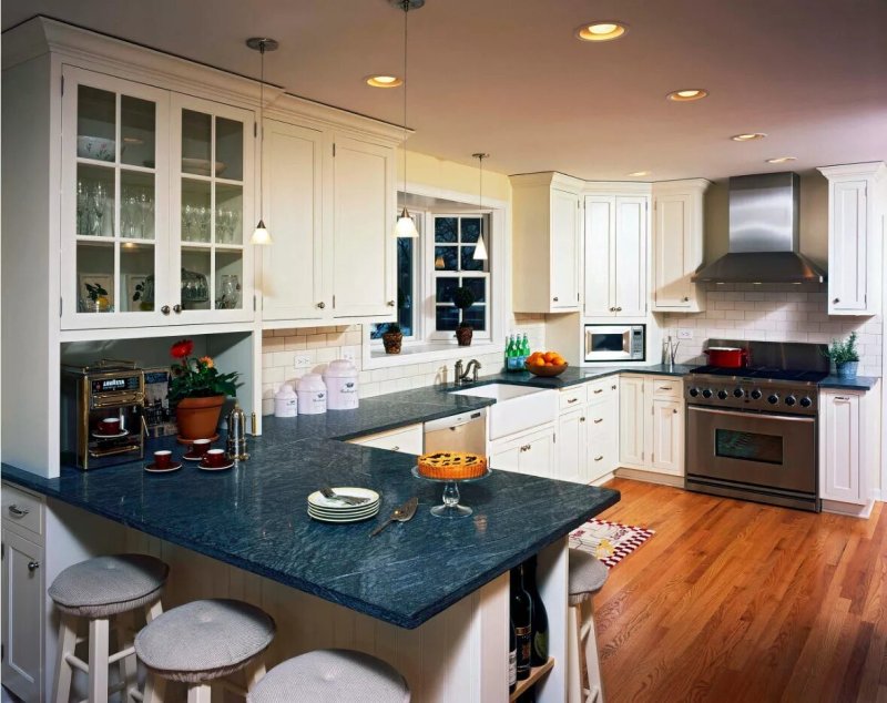 Kitchen design in a private house