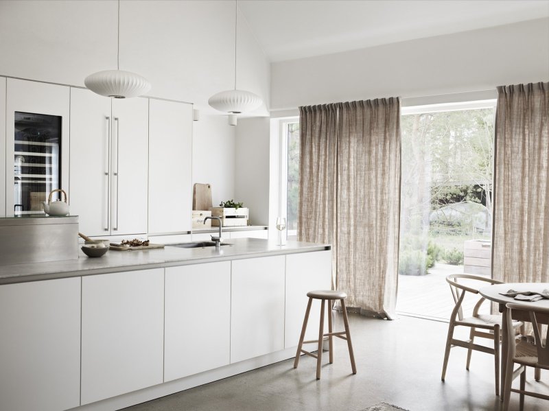 Scandinavian curtains for a kitchen