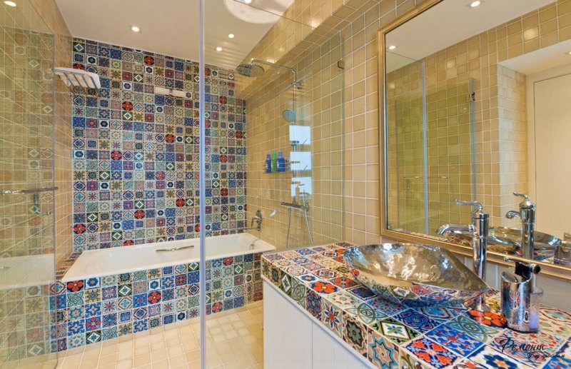 Bathroom mosaic tile